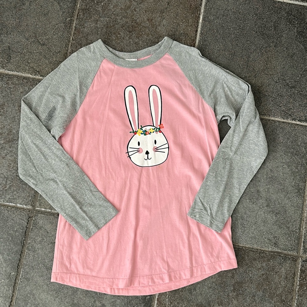 Hanna Andersson bunny baseball shirt